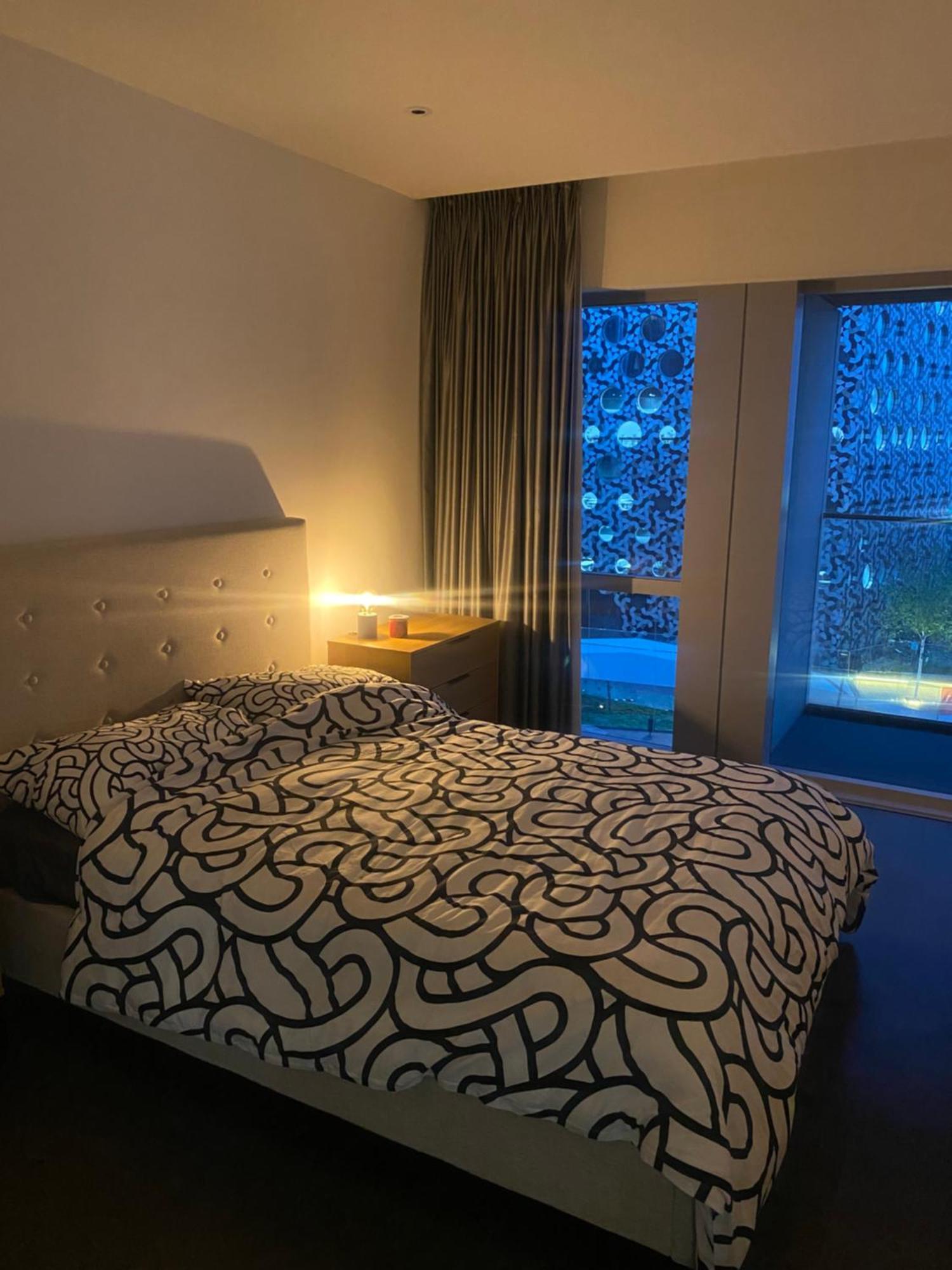 Luxury Stay Near O2 And Canary Wharf Лондон Екстериор снимка